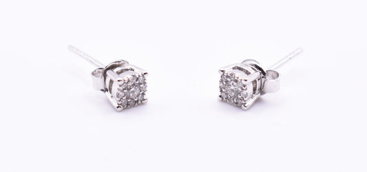 Pair of 18k White Gold Illusion Diamond Stud Earrings