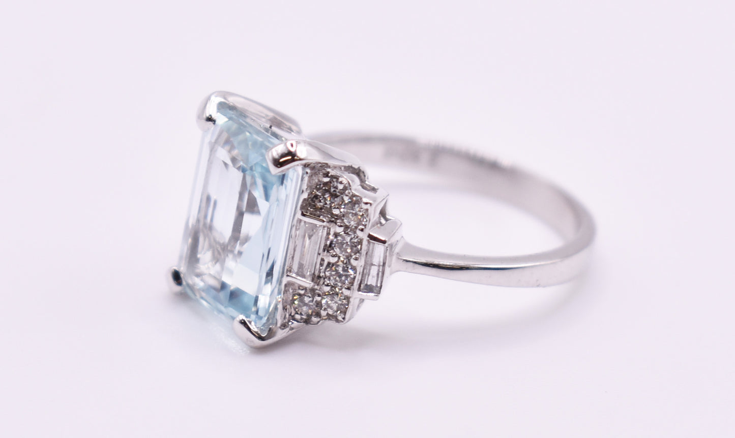 Art Deco Style 18k White Gold Aquamarine & Diamond Ring