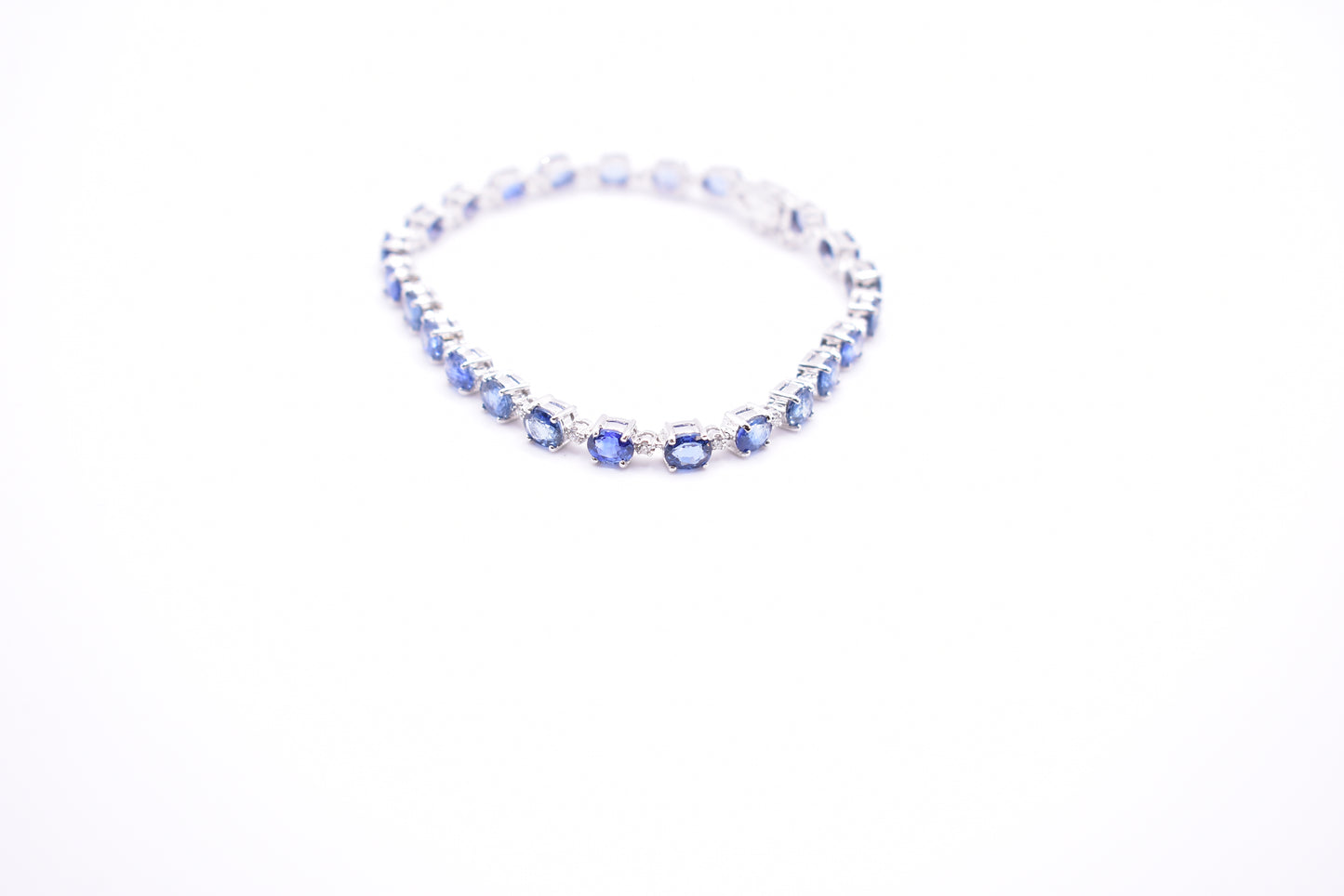 18k White Gold & Blue Ceylon Sapphire Tennis Bracelet