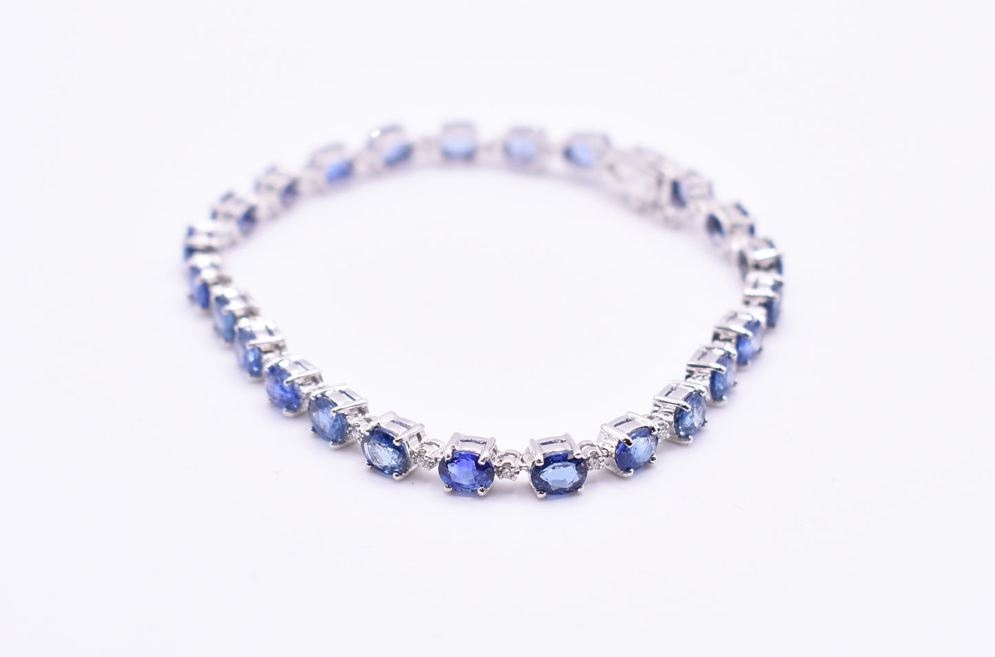 18k White Gold & Blue Ceylon Sapphire Tennis Bracelet