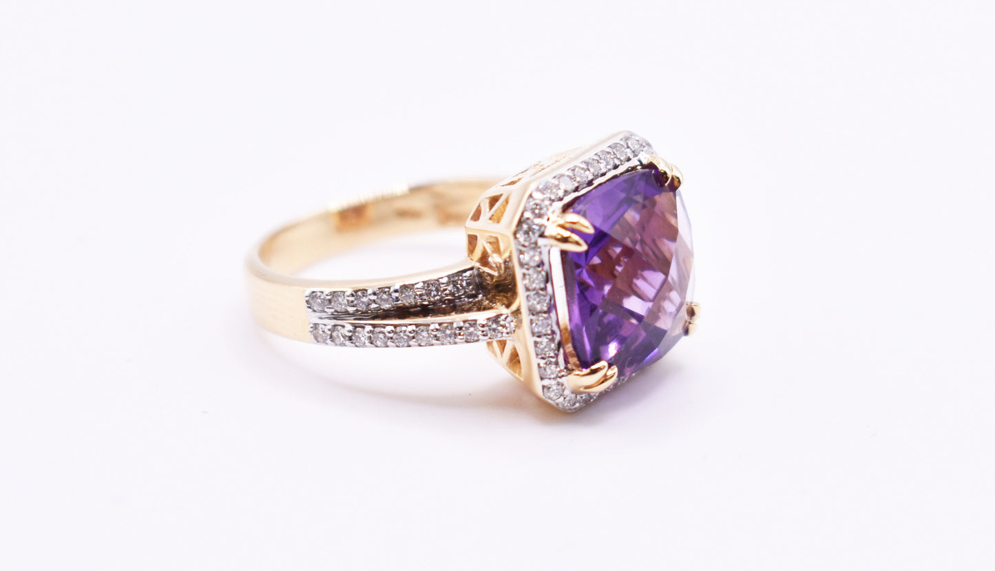 18k Yellow Gold Amethyst & Diamond Ring