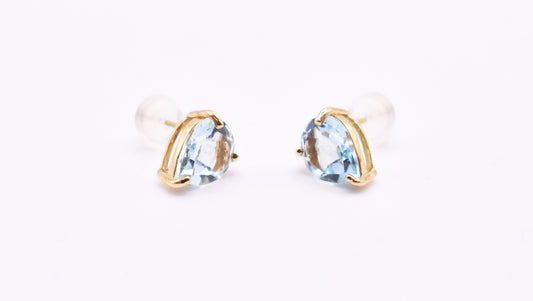 Pair of 18k Yellow Gold Topaz Stud Earrings