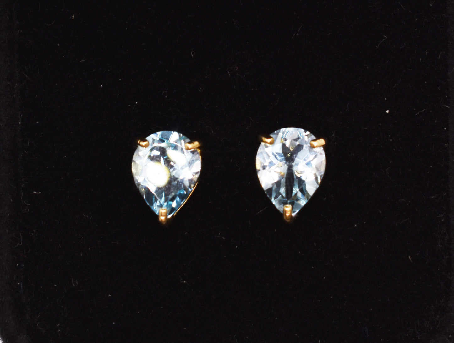 Pair of 18k Yellow Gold Topaz Stud Earrings