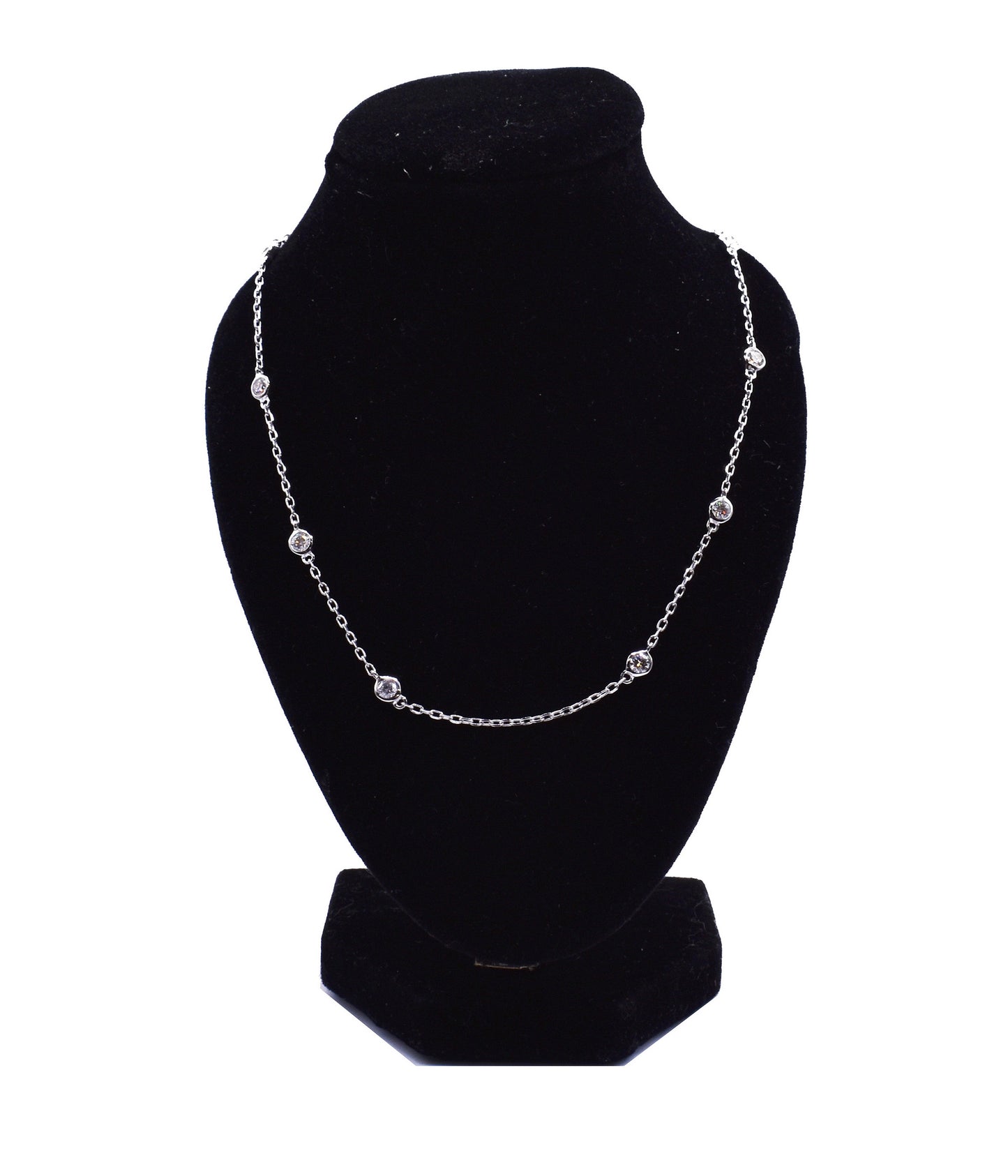 18k White Gold & Diamond Necklace