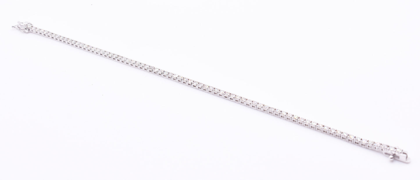 18k White Gold 2.46ct Diamond Line Bracelet