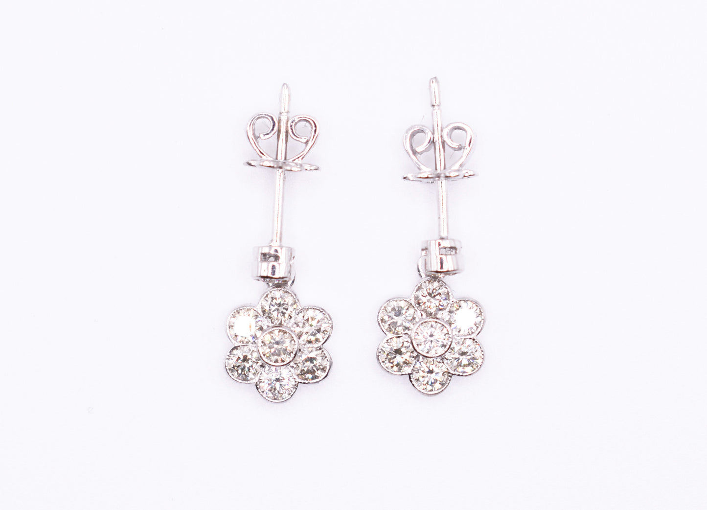 Pair of 18k White Gold Diamond Daisy Drop Earrings