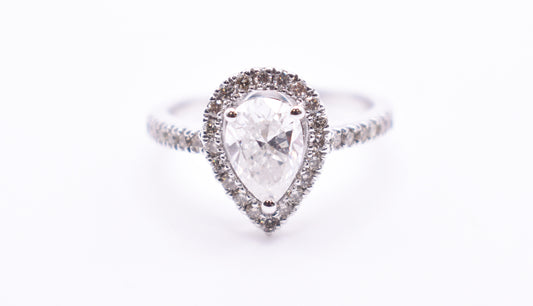 18K White Gold 1.18 Carat Pear Shaped Diamond Engagement Ring