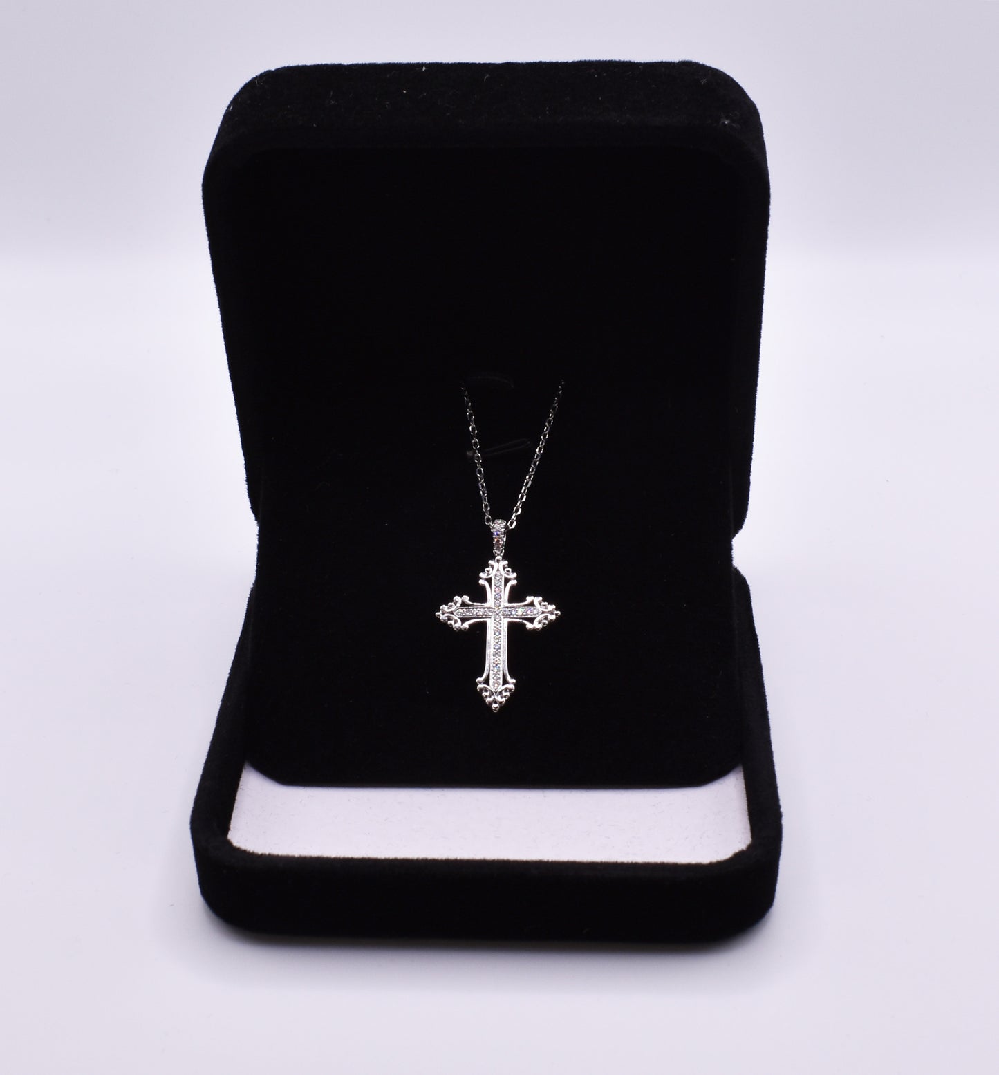 18k White Gold Cross & Chain